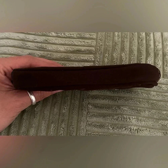 VERA BRADLEY Espresso Brown  Small Zippered Wristlet - Picture 4 of 4